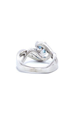 18K WHITE GOLD AQUAMARINE RING WITH SIDE DIAMONDS  G11160