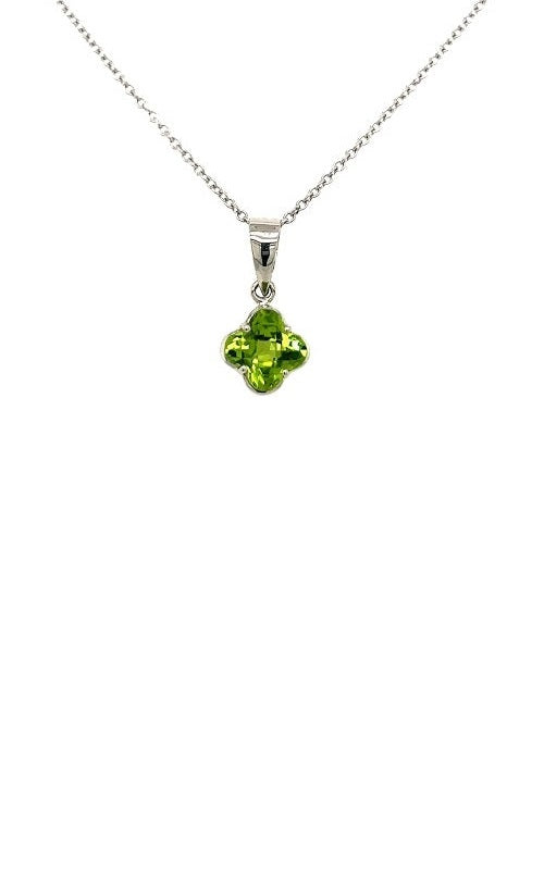 Silver necklace with green amethyst clover-shaped pendant