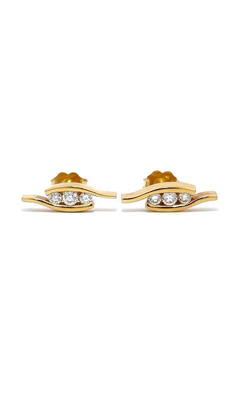 14K YELLOW GOLD DIAMOND STUD EARRINGS  G12071