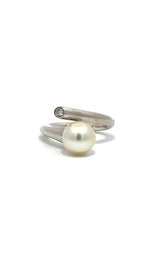 18K WHITE GOLD RING WITH TAHITIAN PEARL AND DIAMOND G13804