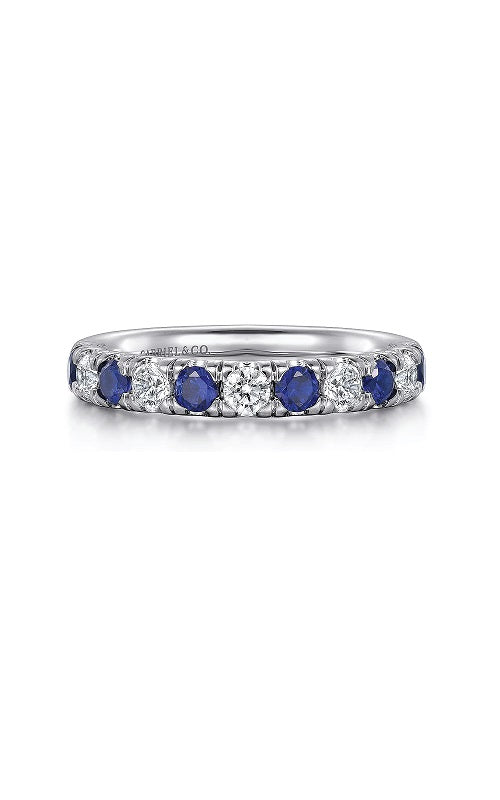 Silver band with alternating oval sapphires and round diamonds