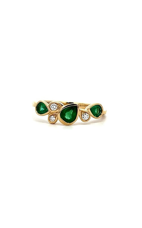 14K YELLOW GOLD EMERALD AND DIAMONDS RING  G15592