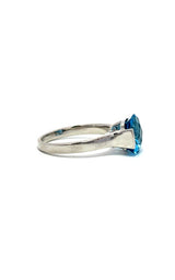14K WHITE GOLD BLUE TOPAZ RING G16012